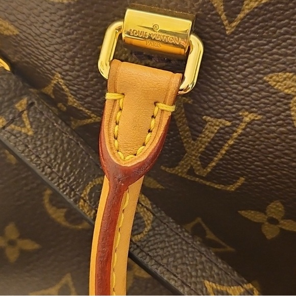 LOUIS VUITTON Large Pallas PM Bag! NEVER USED With Dust Bag & COA Included - Picture 11 of 15